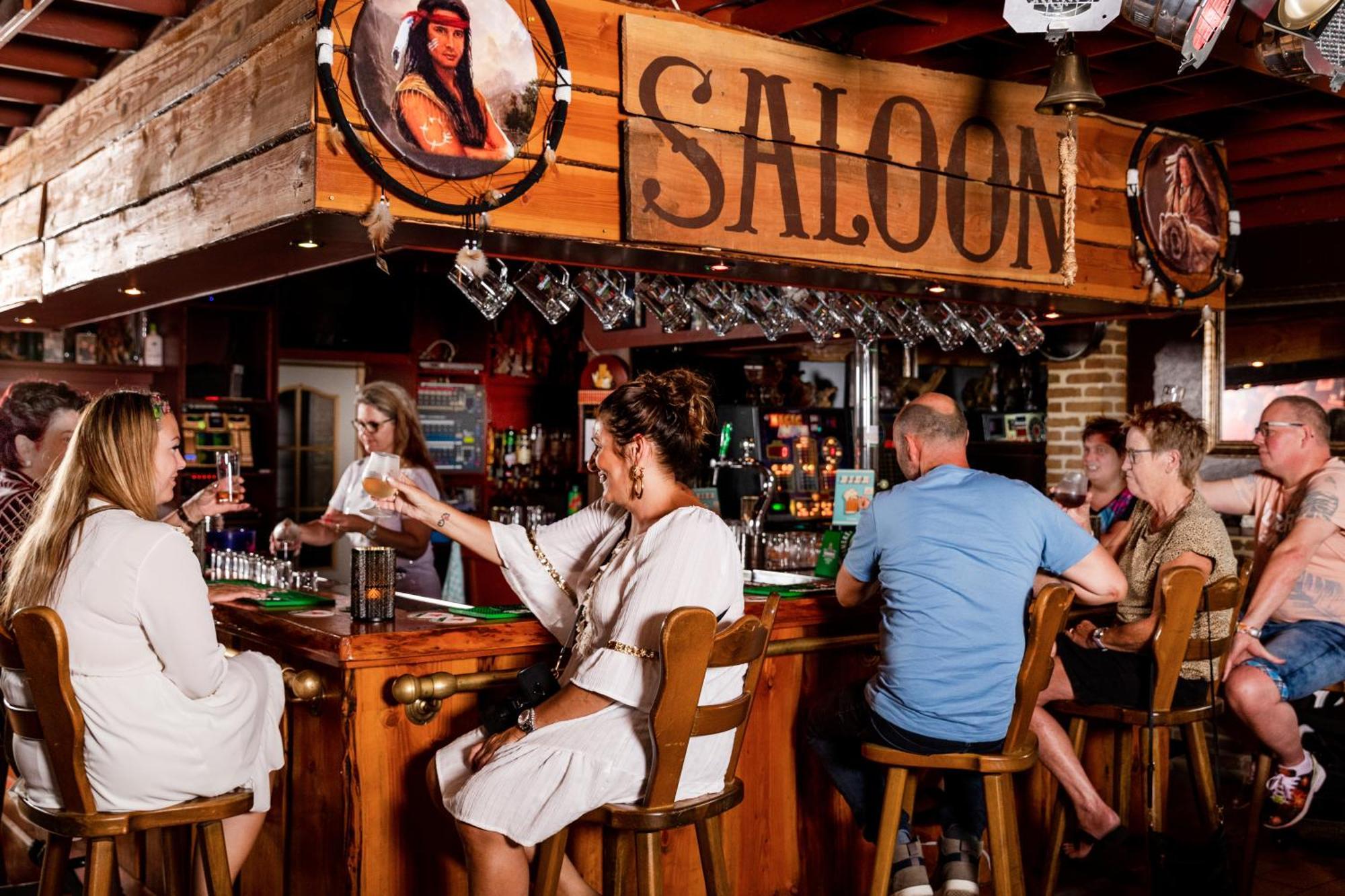 Recreatiepark En Jachthaven De Scherpenhof Terwolde 외부 사진